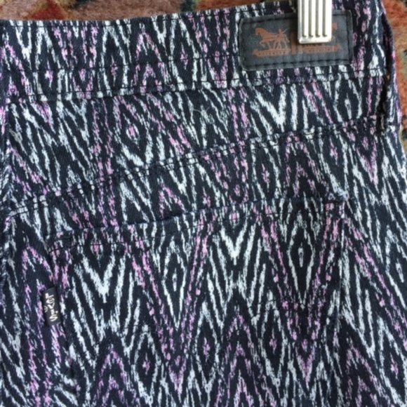 Levi's Ankle Skinny Diamond Ikat Print Jeans Zigzag - Picture 3 of 8